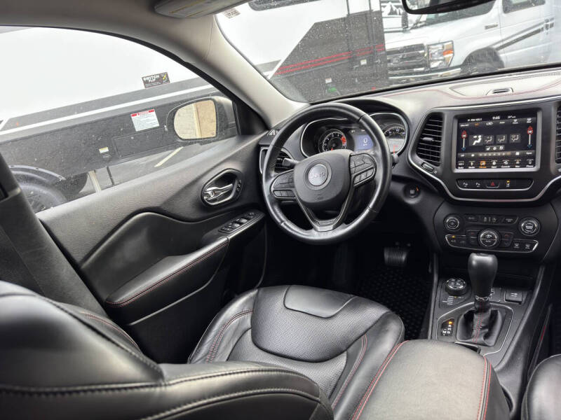 2019 Jeep Cherokee Trailhawk