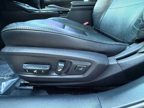 2013 Lexus ES 300h