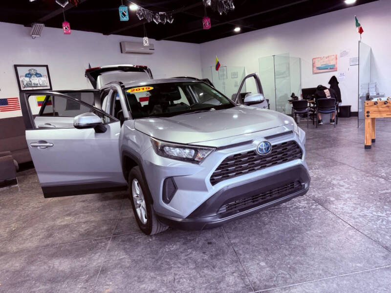 2019 Toyota RAV4 Hybrid LE