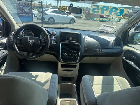 2012 Dodge Grand Caravan American Value Package
