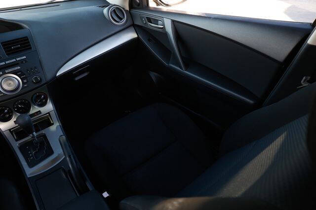 2011 Mazda MAZDA3 i Touring