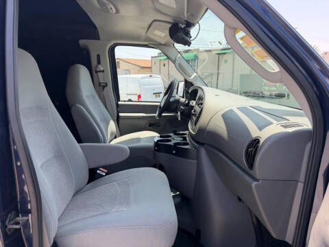 2006 Ford E-Series E-150