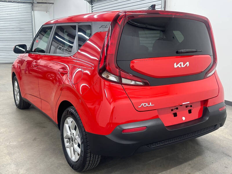 2022 Kia Soul LX