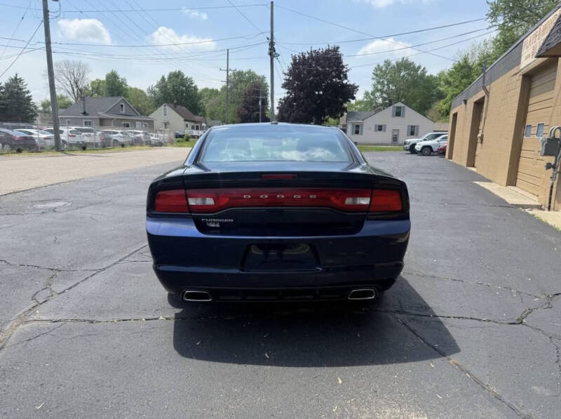 2013 Dodge Charger SE