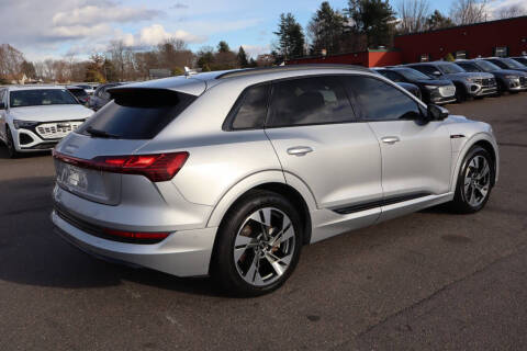 2021 Audi e-tron quattro Premium