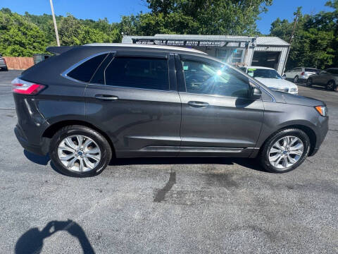 2019 Ford Edge Titanium