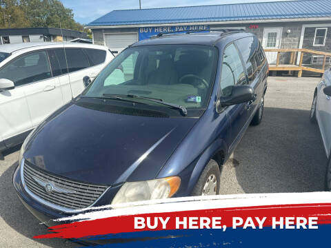 2003 Chrysler Town and Country for sale at RACEN AUTO SALES LLC in Buckhannon WV