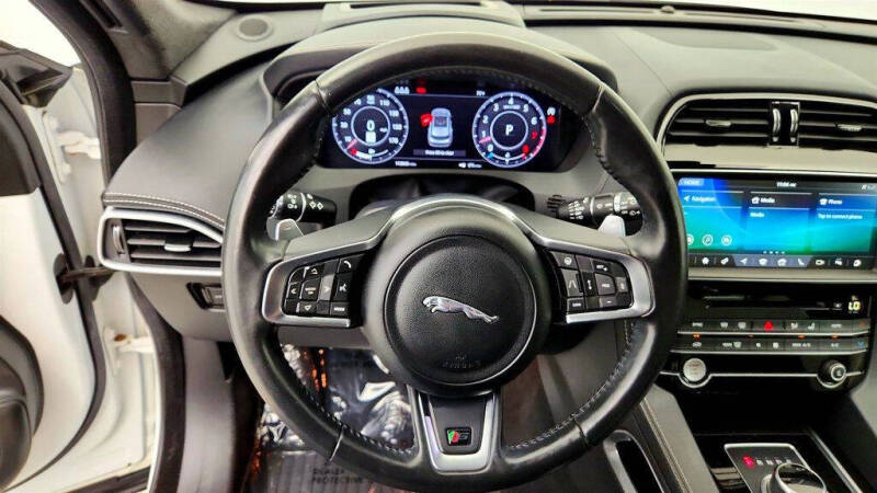 2019 Jaguar F-PACE S
