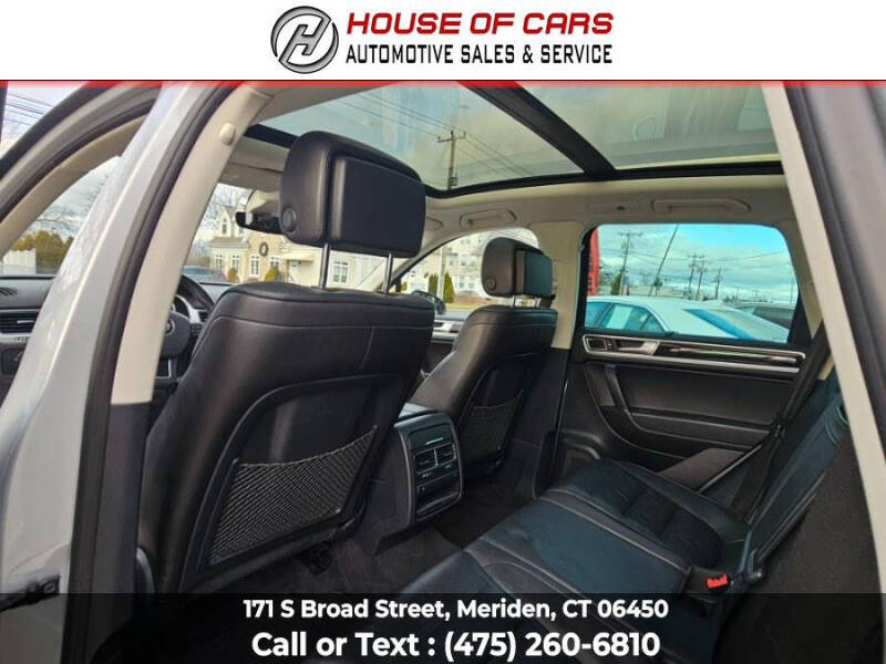 2017 Volkswagen Touareg V6 Executive