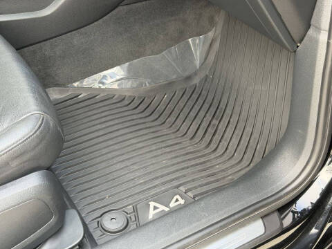 2017 Audi A4 2.0T quattro Premium Plus