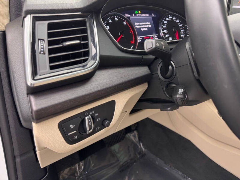 2022 Audi Q5 quattro S line Premium 45 TFSI