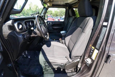 2021 Jeep Gladiator Sport