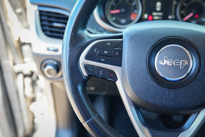 2014 Jeep Cherokee Sport