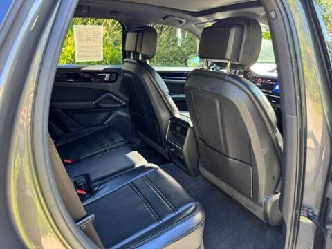 2023 Porsche Cayenne