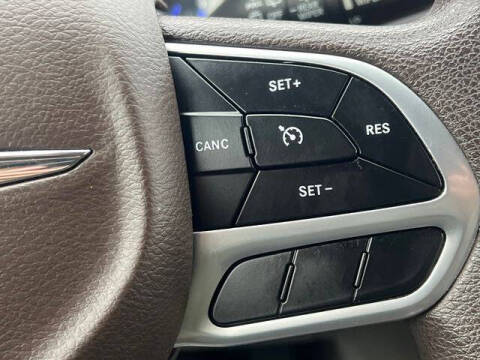 2020 Chrysler Voyager LXi