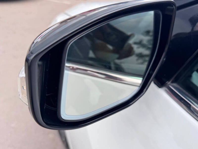 2017 Nissan Maxima Platinum