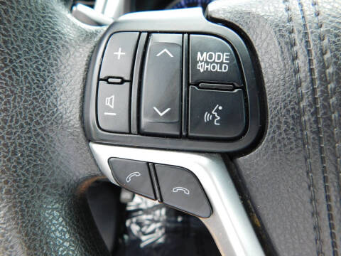 2017 Toyota Highlander LE