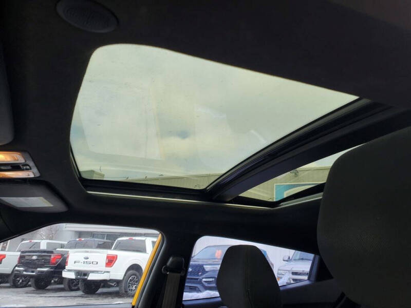 2017 Hyundai Veloster Value Edition