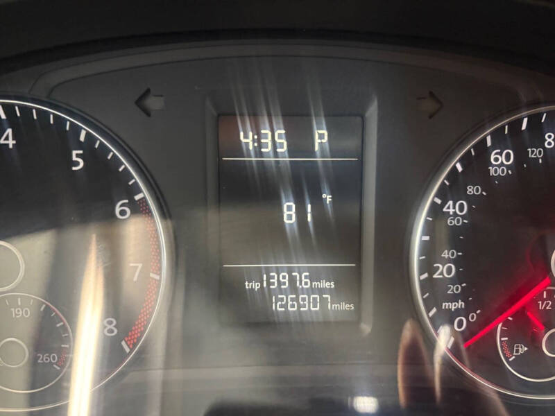 2015 Volkswagen Passat 1.8T Wolfsburg Edition