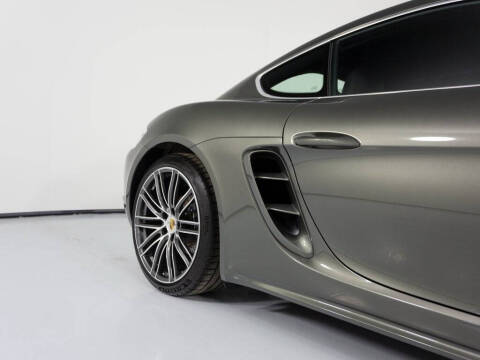 2025 Porsche 718 Cayman