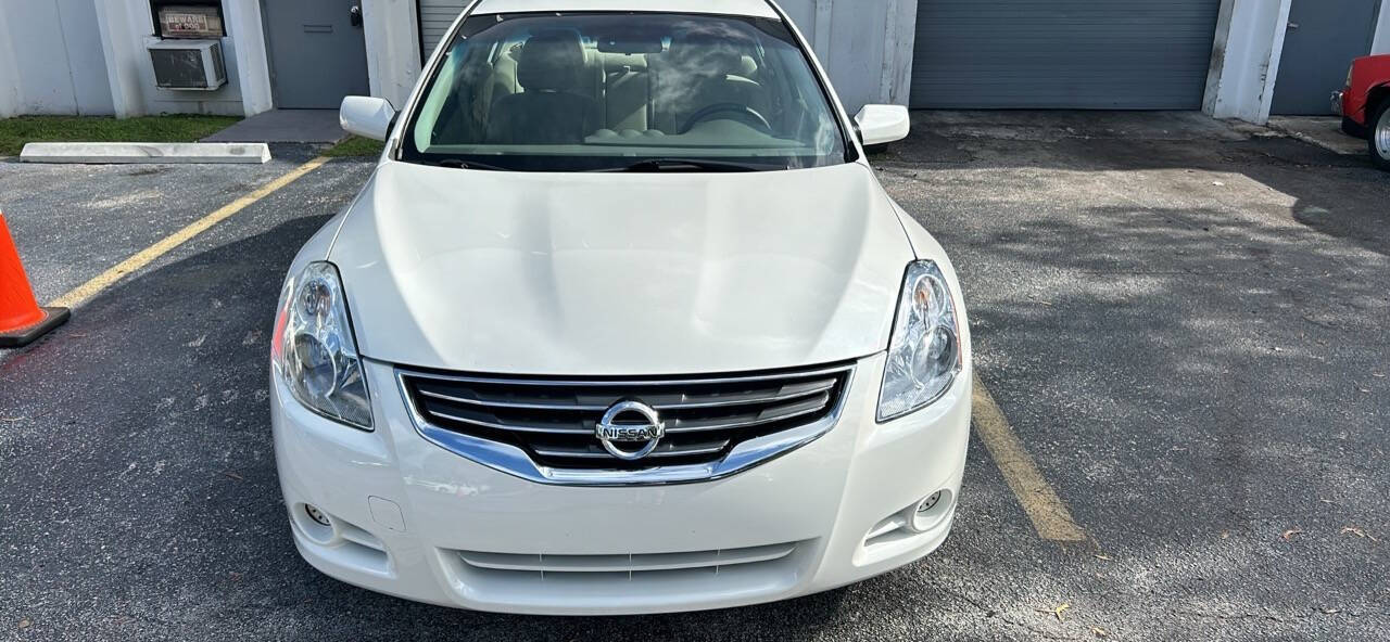 2012 Nissan Altima for sale at Amico Auto Sales in Margate, FL