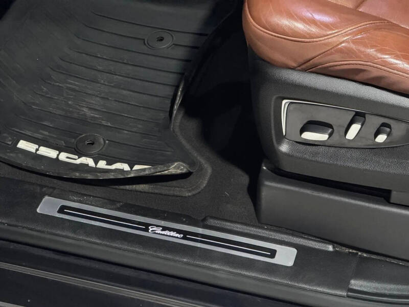 2019 Cadillac Escalade ESV Premium Luxury