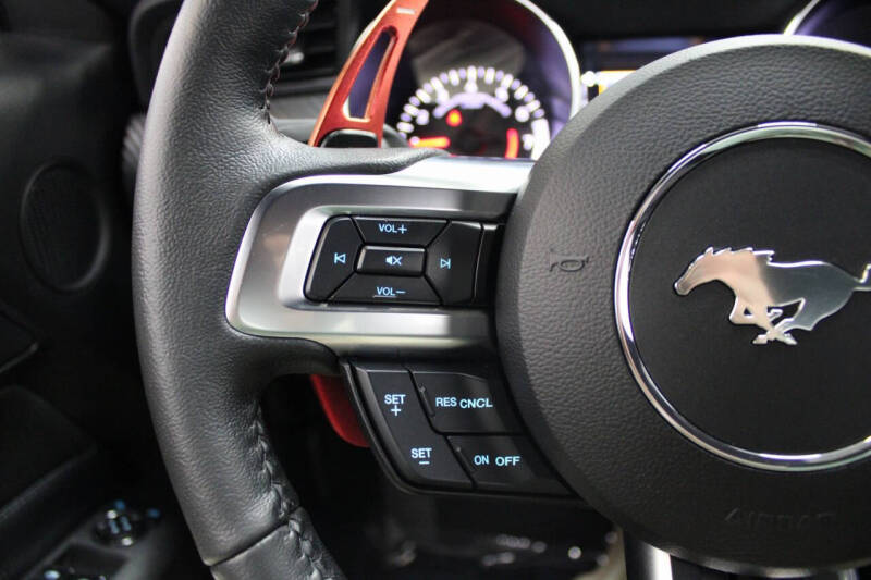 2021 Ford Mustang EcoBoost