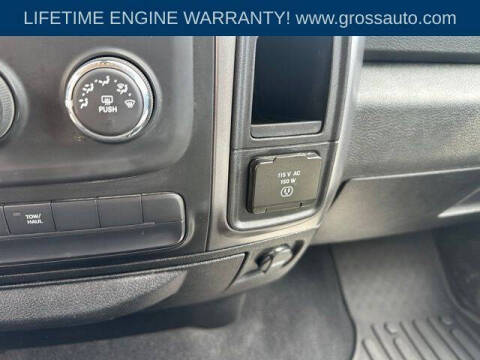 2022 RAM 1500 Classic SLT