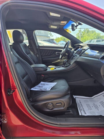 2015 Ford Taurus SEL