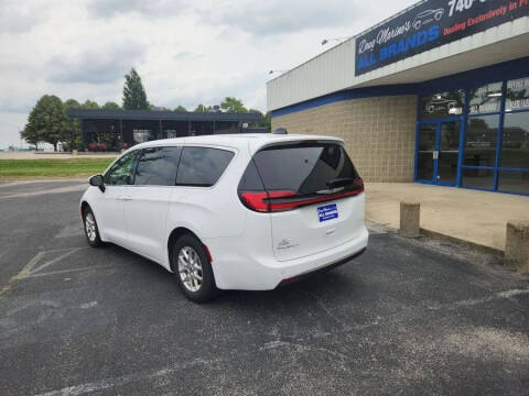 2023 Chrysler Pacifica Touring L