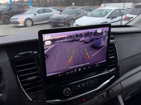 2024 Ford Transit 350 XLT