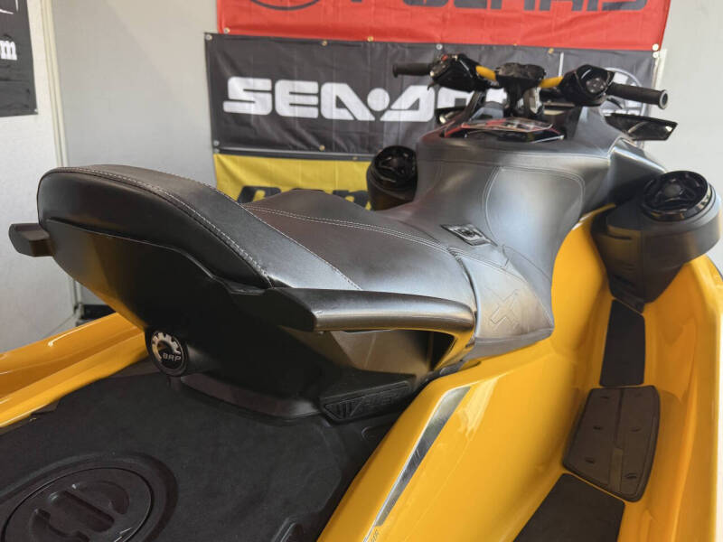2021 Sea-Doo RXP-X