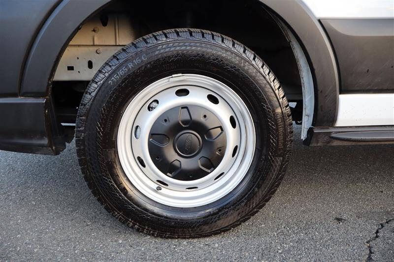 2025 Ford Transit 250