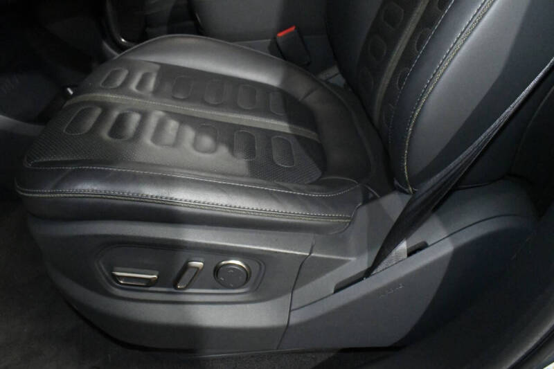 2022 Rivian R1S Launch Edition