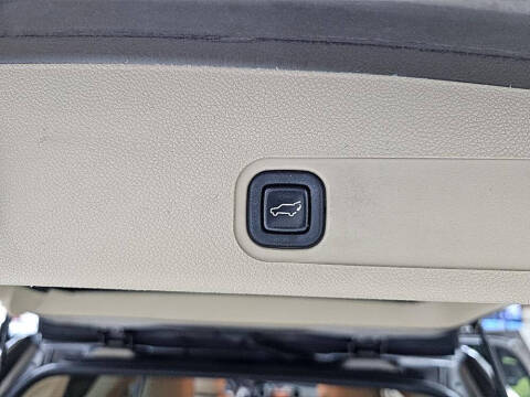 2013 Cadillac Escalade Luxury