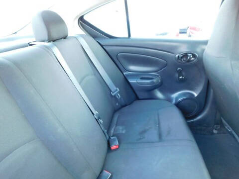 2016 Nissan Versa 1.6 S