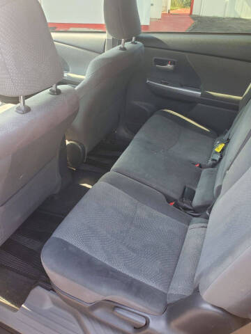 2012 Toyota Prius v Two