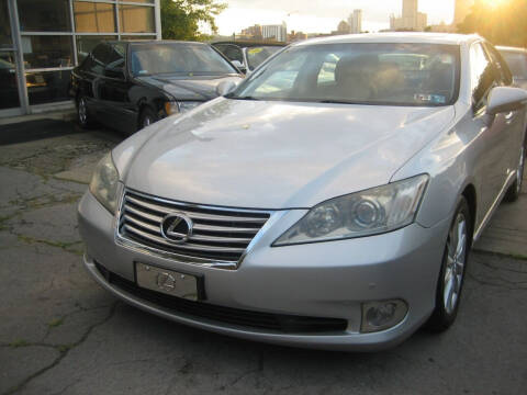 2010 Lexus ES 350 for sale at B. Fields Motors, INC in Pittsburgh PA