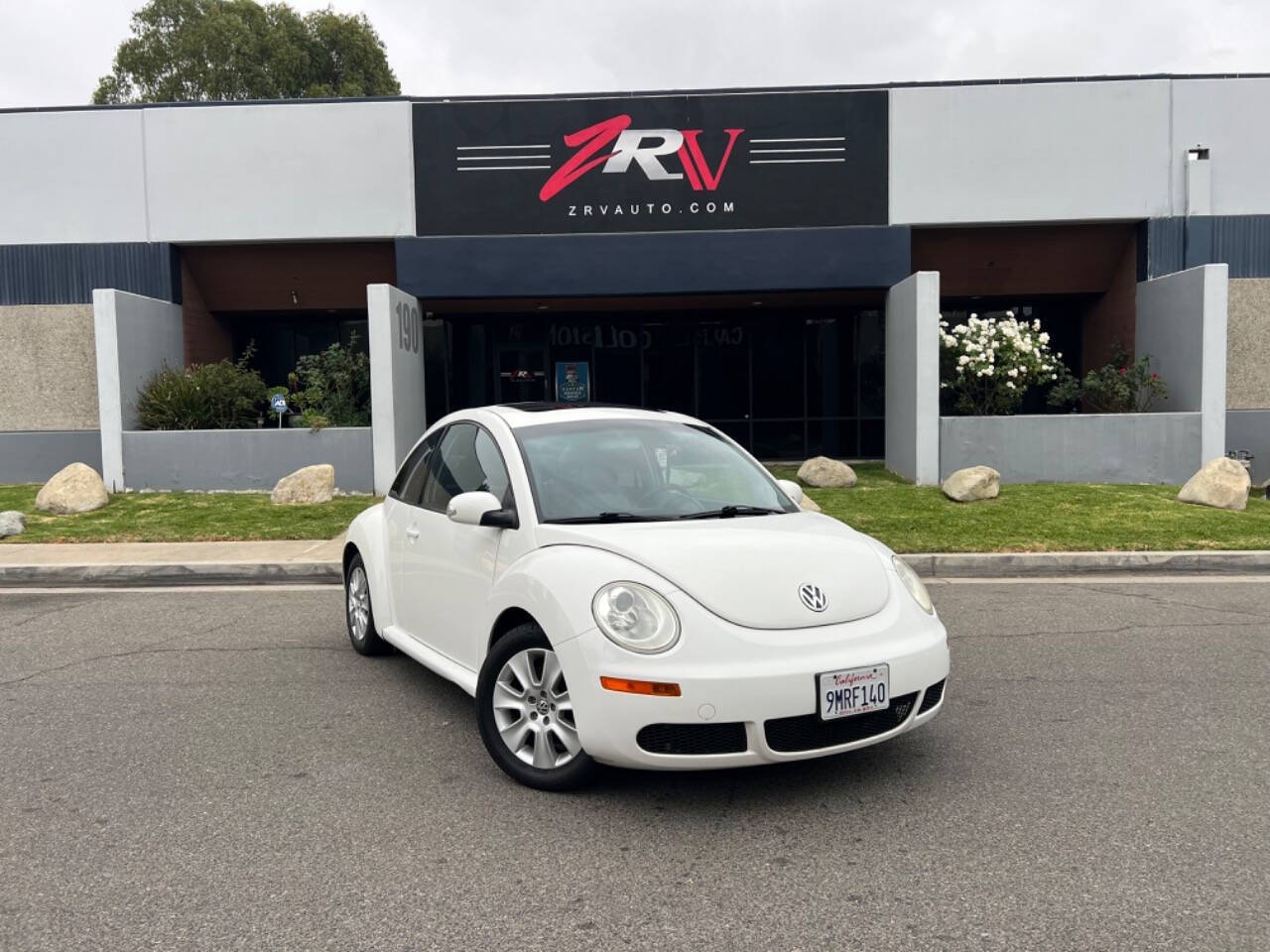 2010 Volkswagen New Beetle for sale at ZRV AUTO INC in Brea, CA