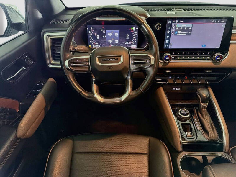 2023 GMC Canyon Denali