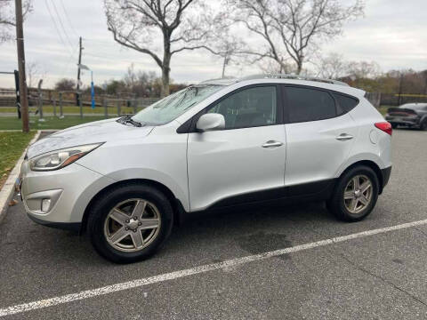 2014 Hyundai Tucson SE