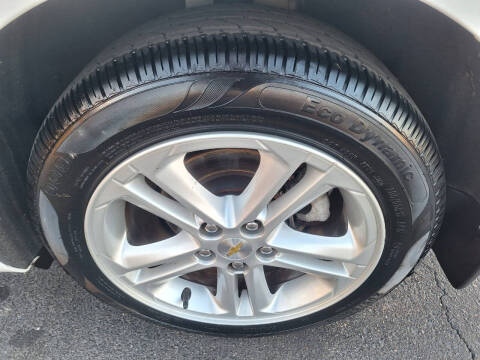 2017 Chevrolet Cruze LT Auto