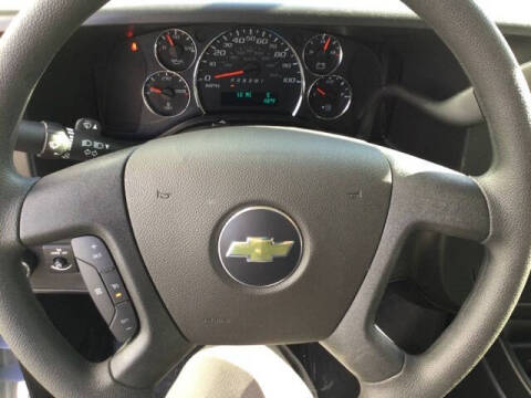 2025 Chevrolet Express 3500