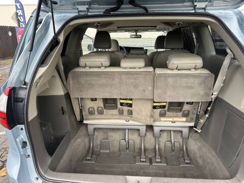 2015 Toyota Sienna