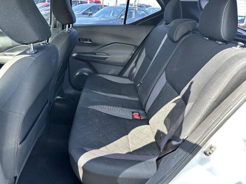 2019 Nissan Kicks SV