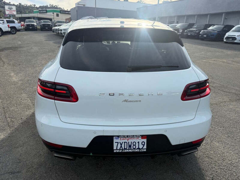 2017 Porsche Macan