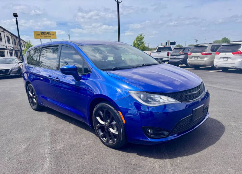 2019 Chrysler Pacifica Touring Plus