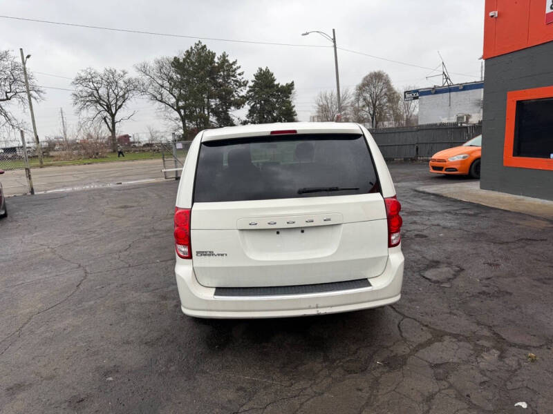 2013 Dodge Grand Caravan SE