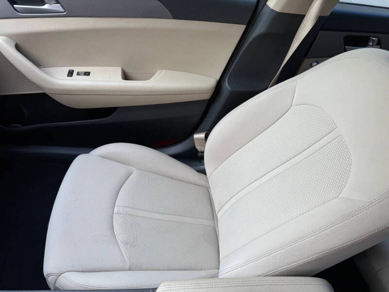 2015 Hyundai Sonata SE