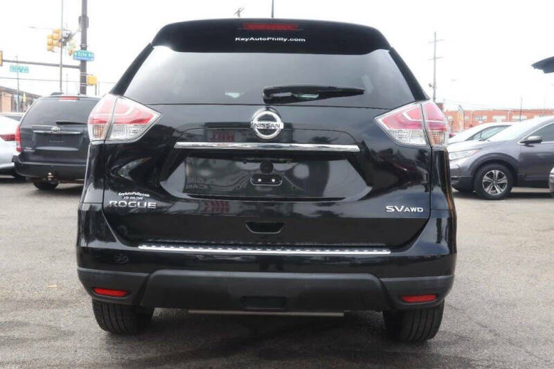 2016 Nissan Rogue SV